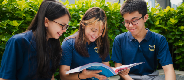 students reading, diverse student body